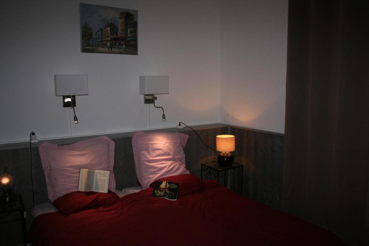 Domaine Des Hirondelles Holiday home Saint-Vincent-de-Cosse