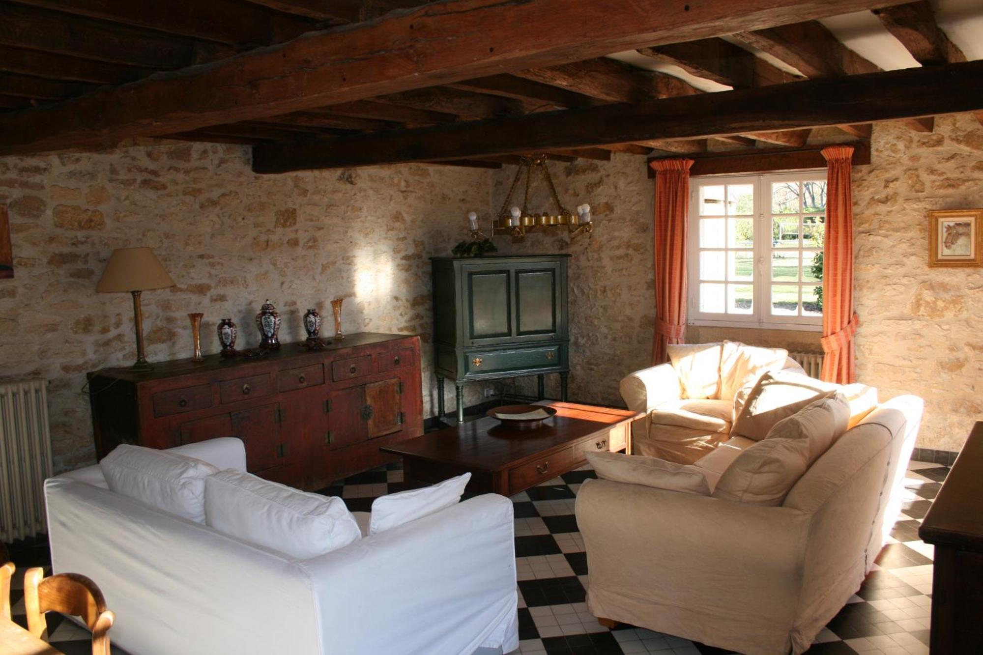Holiday home Domaine Des Hirondelles Saint-Vincent-de-Cosse