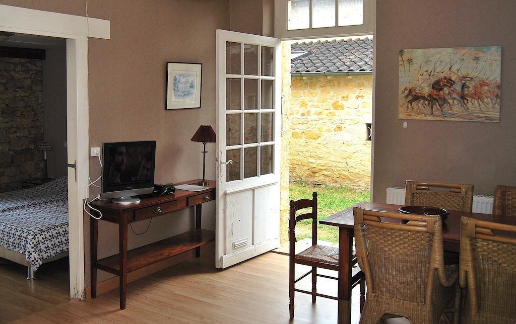 Holiday home Domaine Des Hirondelles