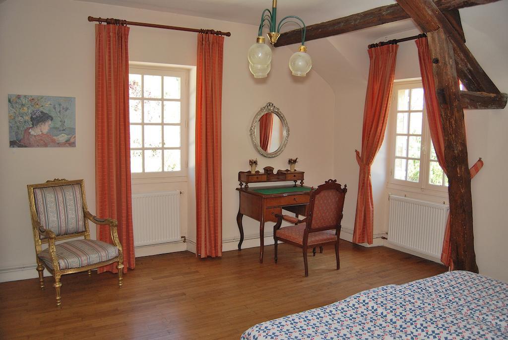 Holiday home Domaine Des Hirondelles Saint-Vincent-de-Cosse